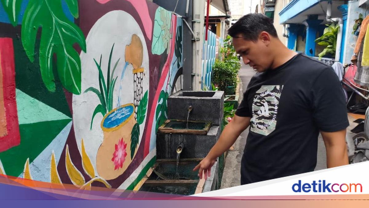 South Jakarta Neighbourhood Installs Smart Gate as Police Model for Secure Community