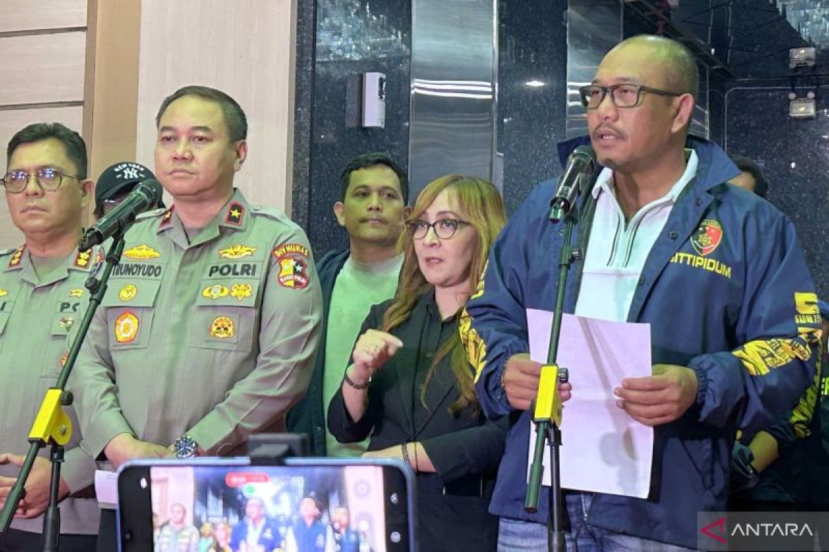 Indonesian police arrest 321 foreigners over online gambling