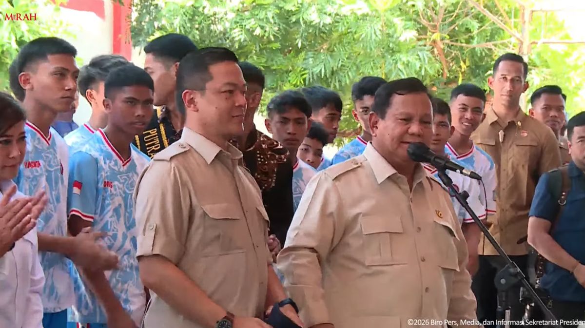 Prabowo Makes Sudden Visit to TNI Soldiers at Outermost Post in Miangas