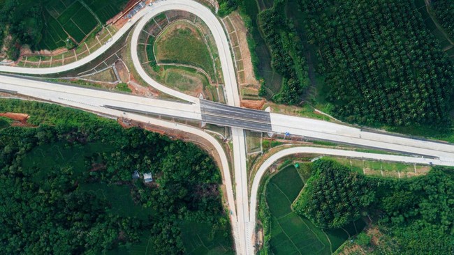 Trans-Java Toll Road Set to Expand by 57.17 km: Here's the Route