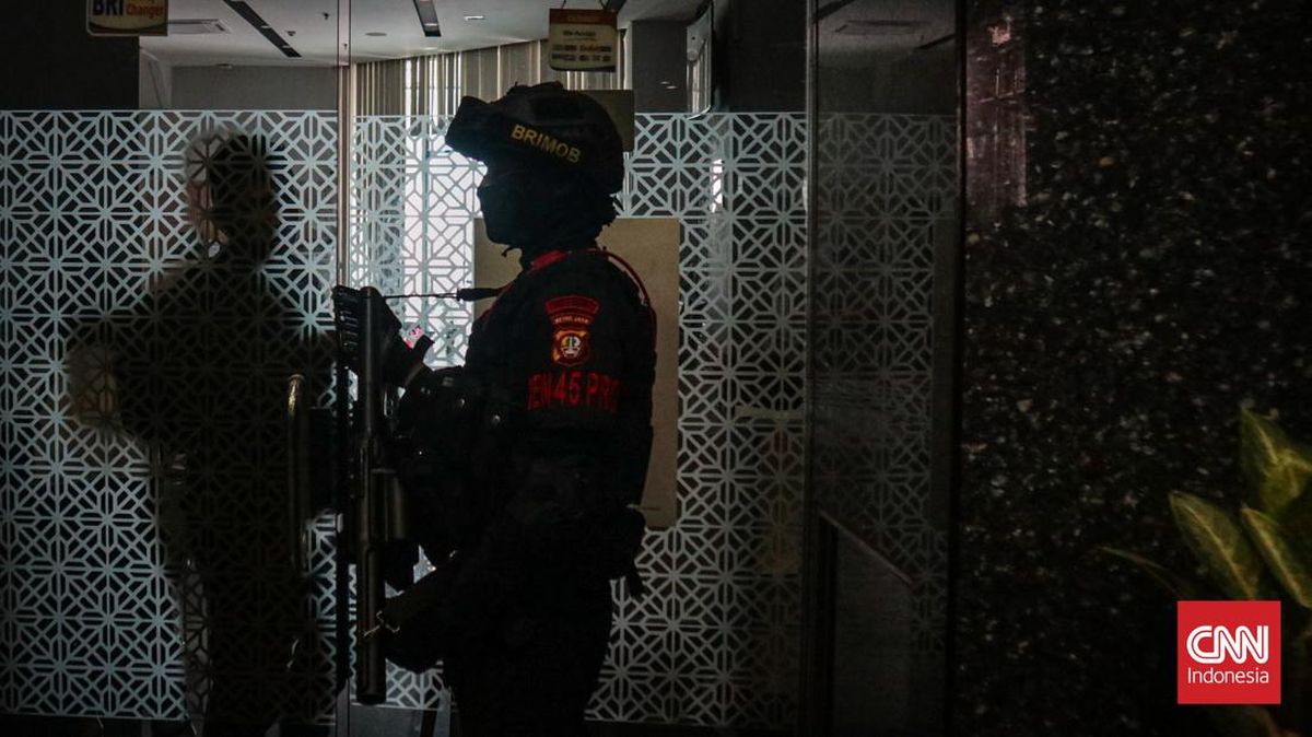 Facts on Online Gambling Headquarters Raided in Hayam Wuruk, Jakarta