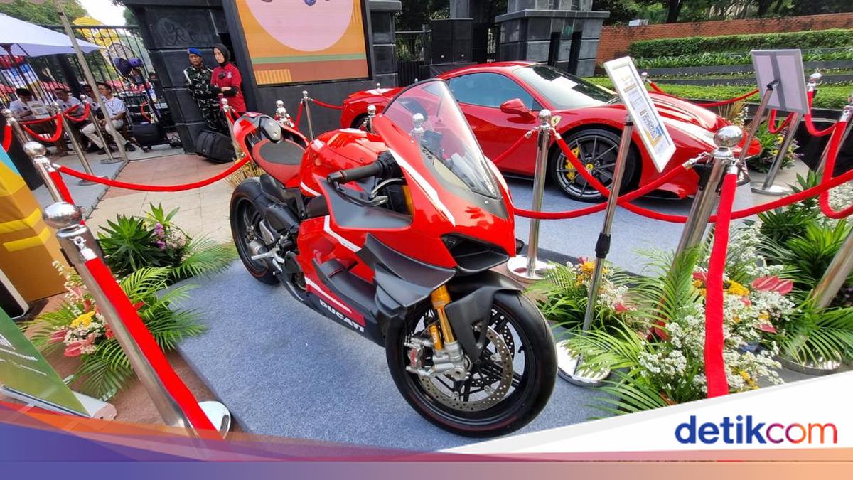 Auction of Ferraris to Harleys Displayed at CFD Targets Rp 100 Billion in Sales