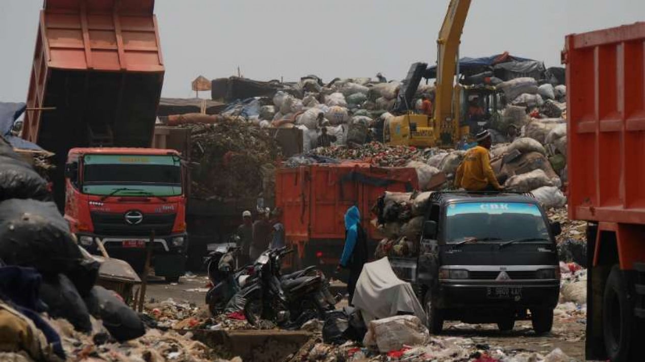 Minister Jumhur: Bantargebang TPST to Only Accept Residual Waste Starting August 2026