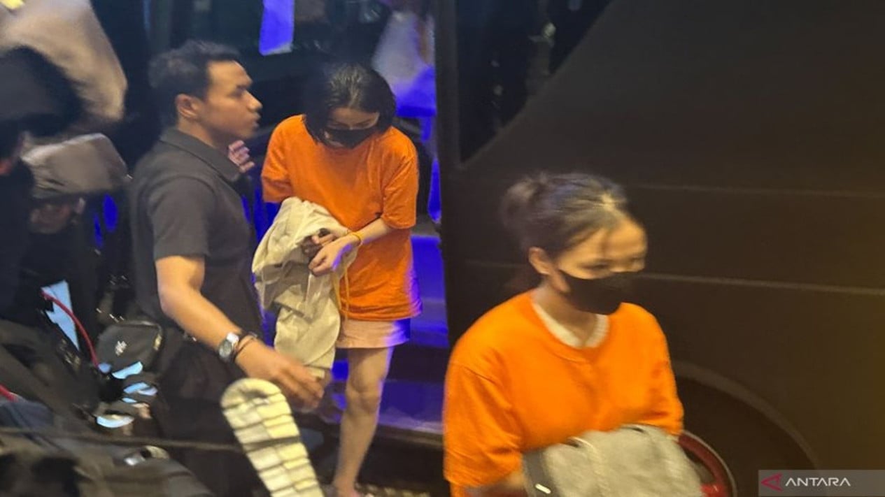 One Indonesian Citizen Arrested as International Online Gambling Headquarters in Hayam Wuruk Raided