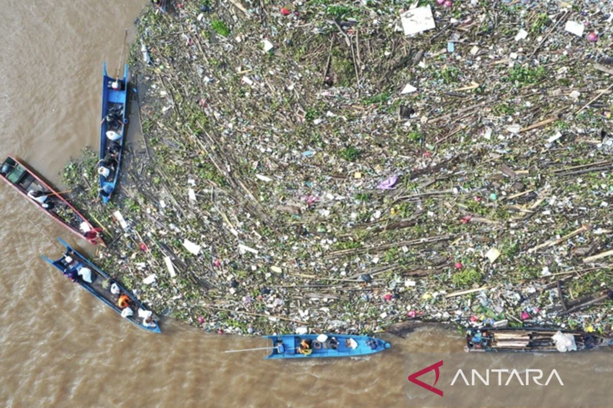 East Kalimantan tightens wastewater permits to protect river ecosystem