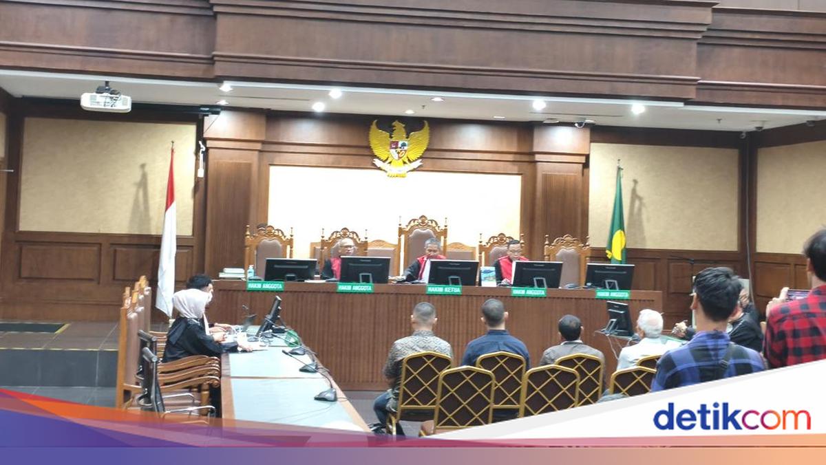 Retired Judge Leads to Postponement of Verdict Hearing for Four Defendants in Crude Oil Corruption Case
