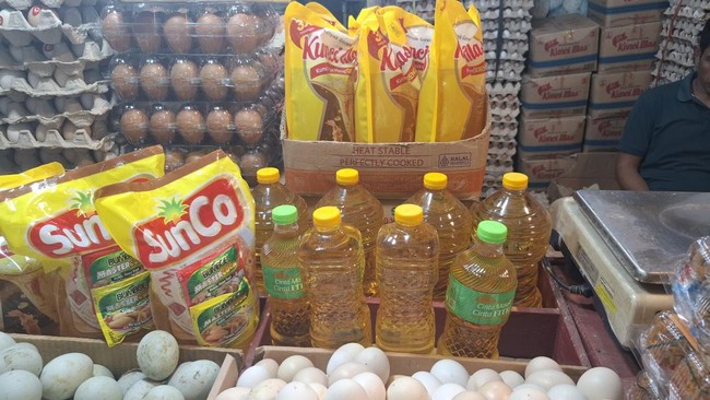 Phenomenon of Cooking Oil Buyers Gradually "Disappearing" as Prices Rise