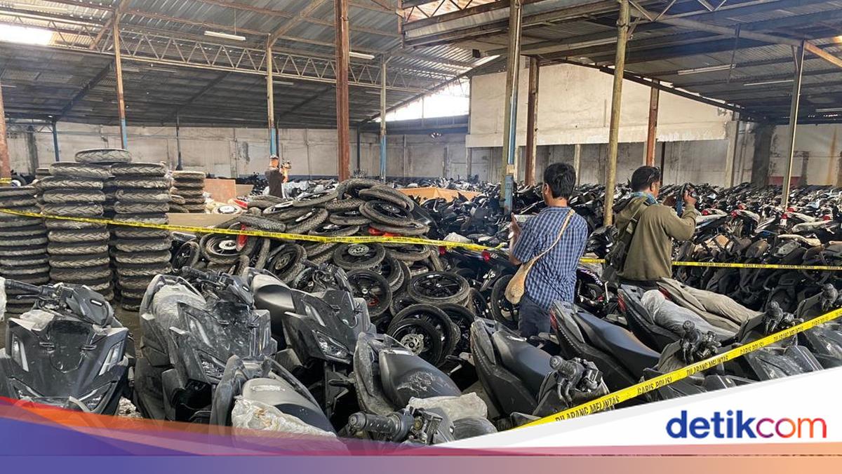 Metro Police Uncover Warehouse with Thousands of Stolen Motorcycles in South Jakarta