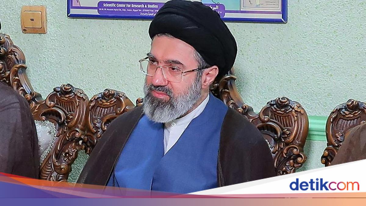 Amid Conflicting Information, Iran Affirms Mojtaba Khamenei's Pristine Condition