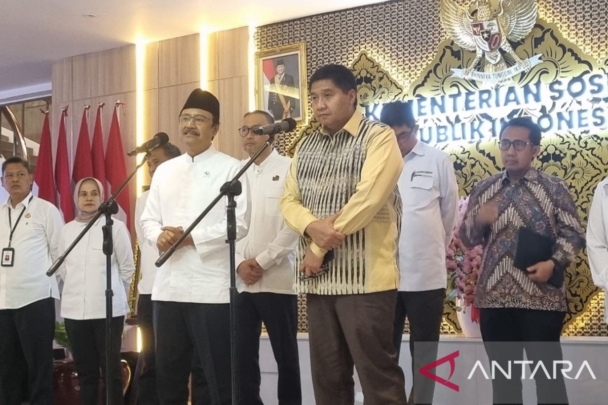 Government to Renovate Unfit Homes for Families of Sekolah Rakyat Students