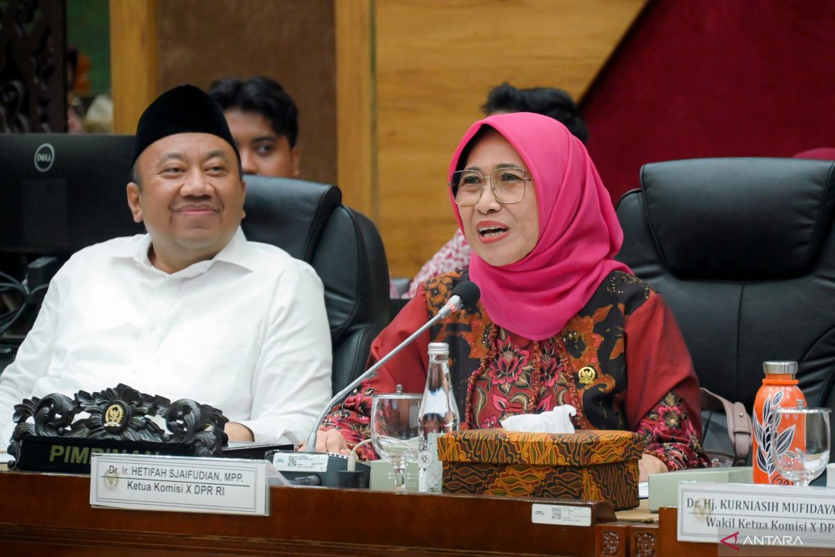 House of Representatives to oversee teacher restructuring while prioritising education quality