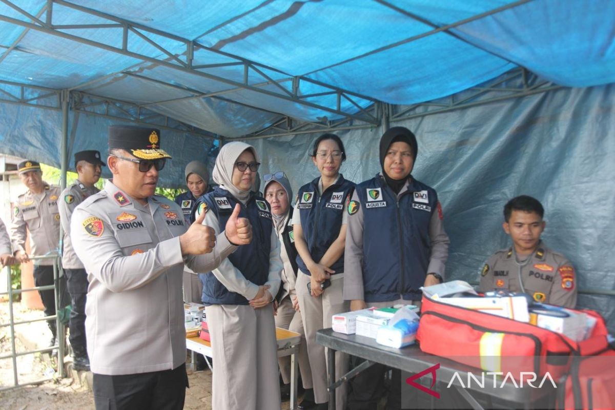 Sultra Provincial Police Set Up Health and Flood Disaster Posts in Kendari