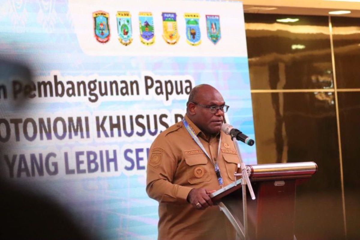 Papua governors meet to review special autonomy funds