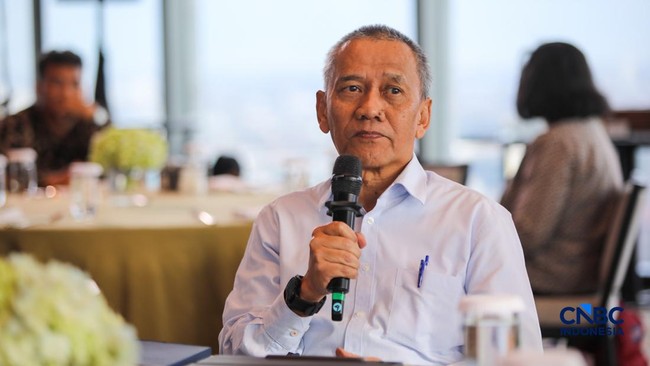 Automotive Boss Warns Middle Class Still Struggling to Buy Cars