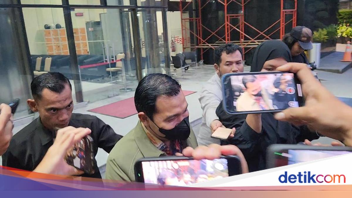 Acting Mayor of Madiun Brief After 10-Hour KPK Examination on Maidi's Extortion Case