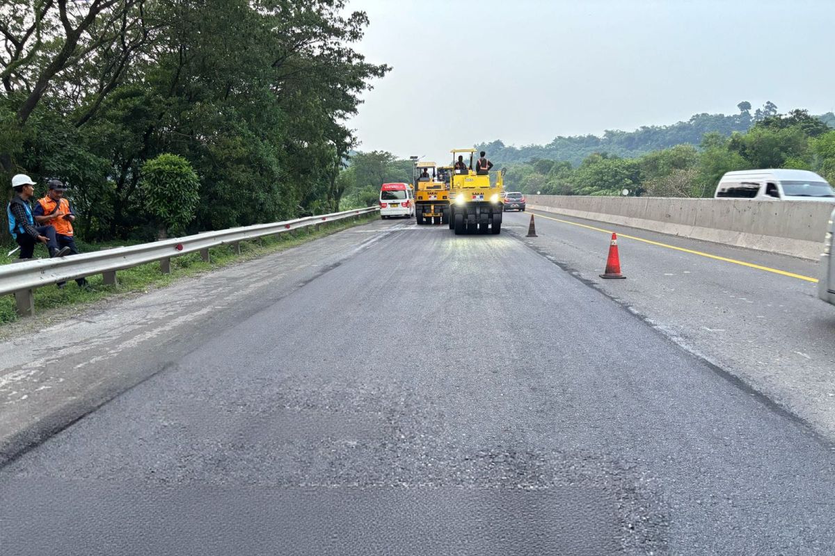 Jasa Marga Continues Periodic Maintenance on Cipularang-Padaleunyi Toll Roads