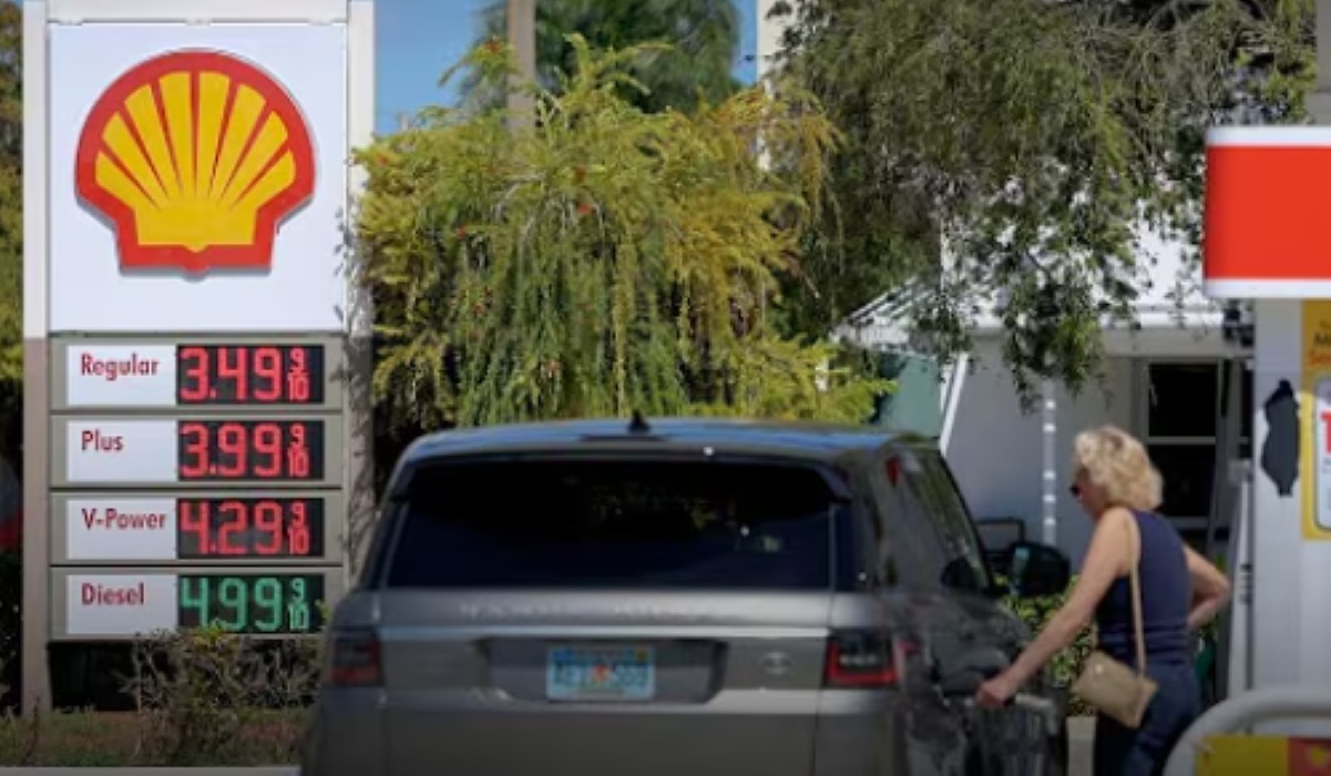 JPMorgan Predicts US Fuel Prices at Risk of Breaking Through Rp87,000 per Gallon