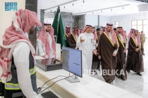 Madinah Governor Inspects Hajj Pilgrims' Reception Facilities