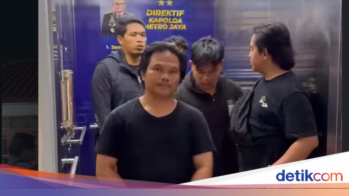 Motorist's Obstruction of Ambulance in Depok Leads to Police Arrest