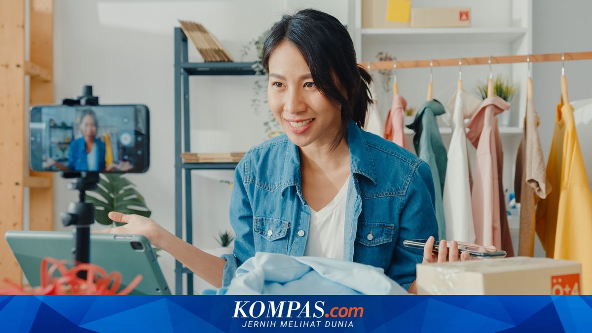 Supporting Local SMEs, Shopee Provides Rp 500,000 Store Vouchers Each Month