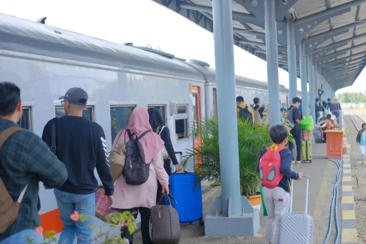 KAI Palembang Prepares 21,696 Seats for Ascension Day Holiday