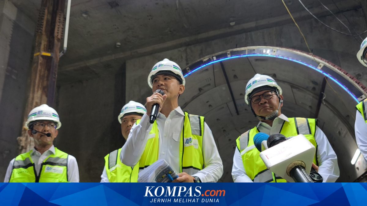 Gibran Appreciates Thousands of MRT Phase 2A Project Workers: Thank You for Working Morning, Noon, and Night
