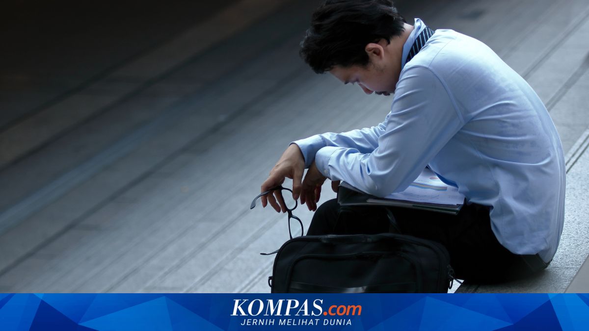 Paradox of a Budget-Rich State and a People Entrapped by Online Loans
