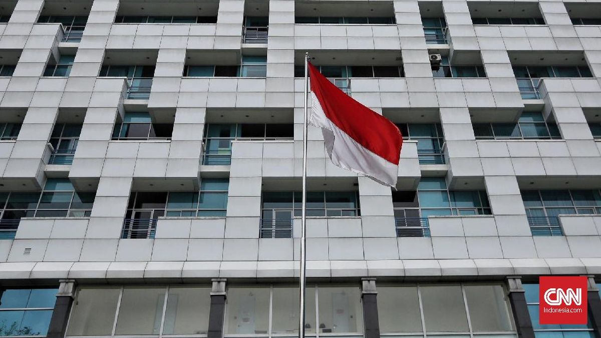 Military Prosecutor Attempts to Visit Andrie Yunus at RSCM but Fails
