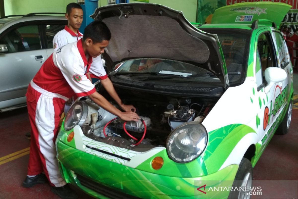 Ministry of Basic and Secondary Education Prepares 7,586 Practical Rooms to Boost Student Competitiveness