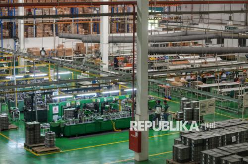 Rising Energy Prices Push Indonesia's Manufacturing Activity into Contraction Zone
