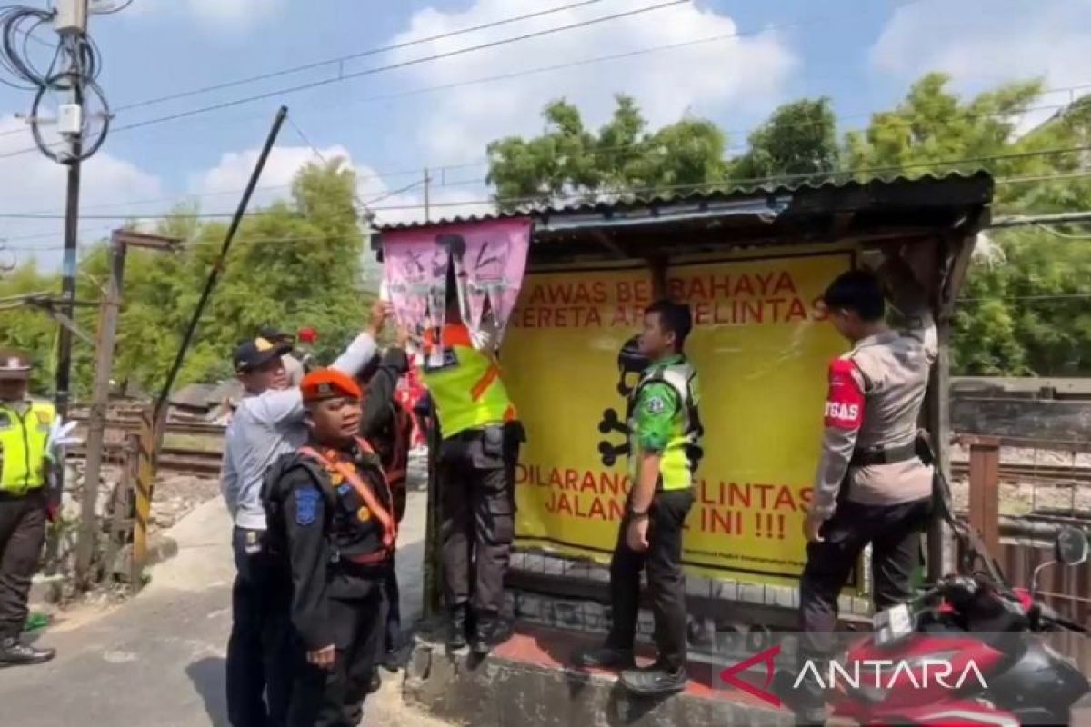 Jakarta South City Government Socialises Closure of Manggarai-Cawang Railway Crossing