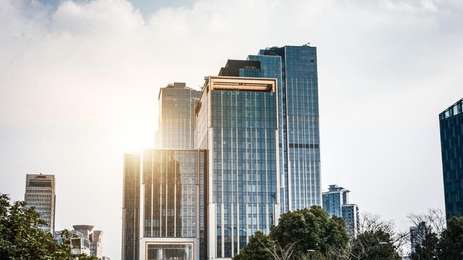 Weakening Rupiah: Will TOD Apartments and Housing Complexes Proliferate?
