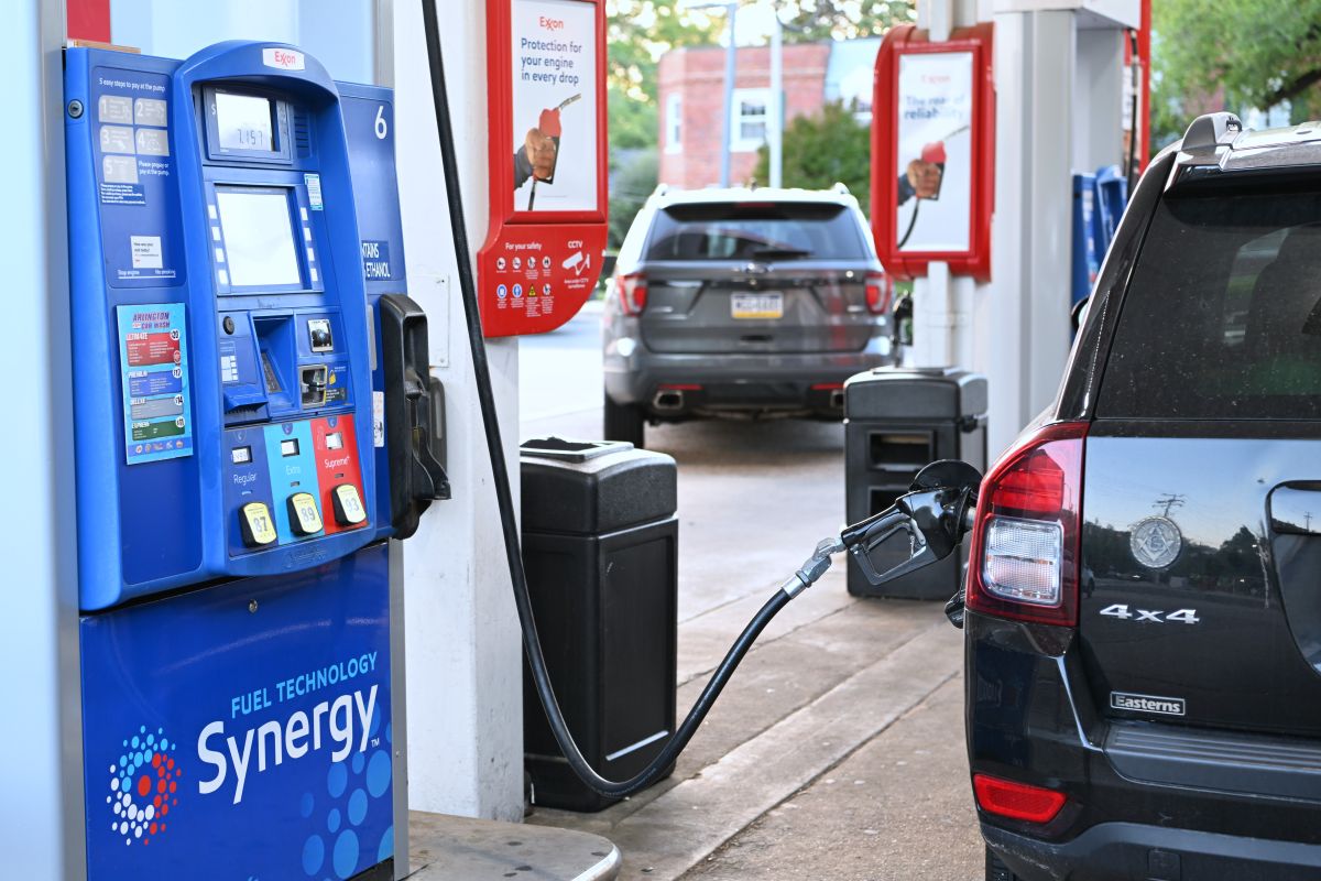 CNN: Trump Plans to Suspend Federal Petrol Tax