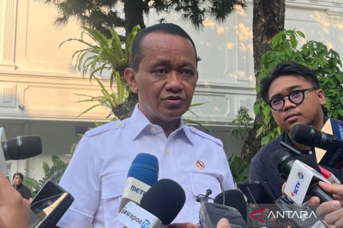 Bahlil assures fuel oil to LPG stocks exceed national minimum standards