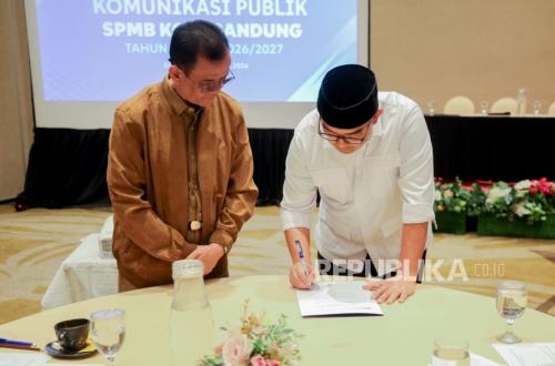 Bandung Mayor Ensures Transparent and Child-Rights-Focused New Student Admission System for 2026