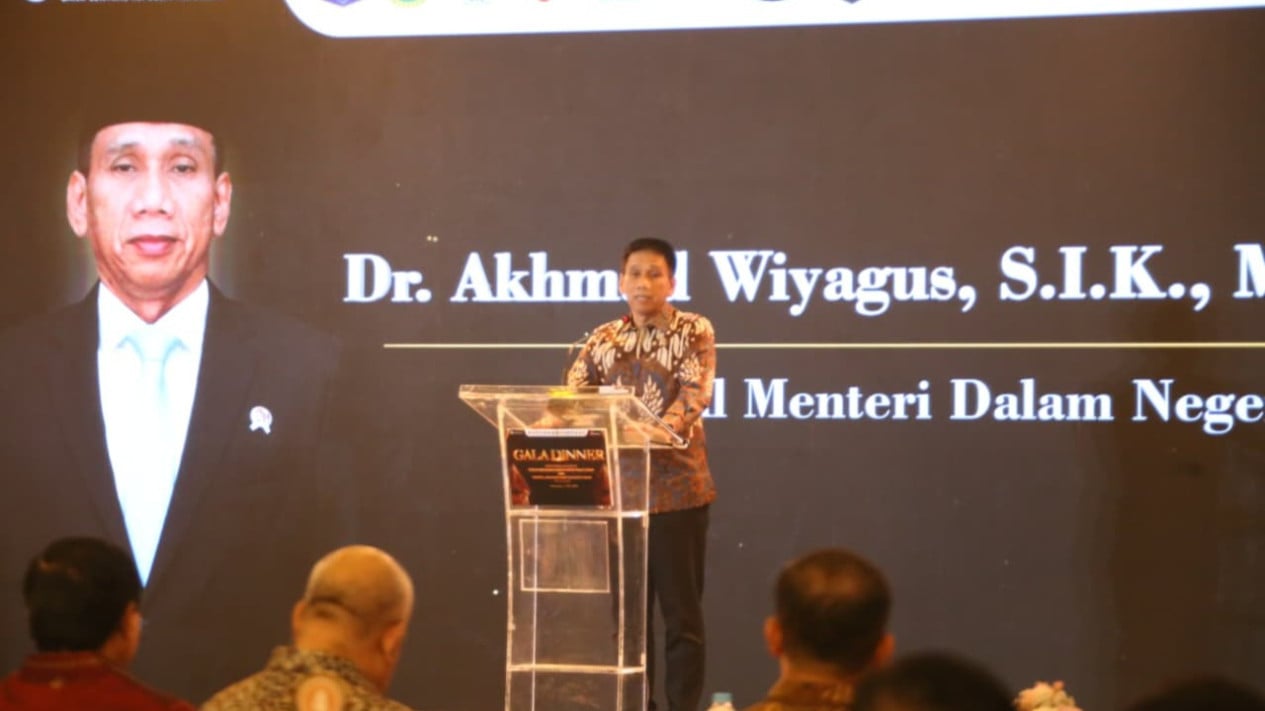 Deputy Interior Minister Wiyagus Urges Regional Governments to Strengthen Collaboration in Facing Global Challenges