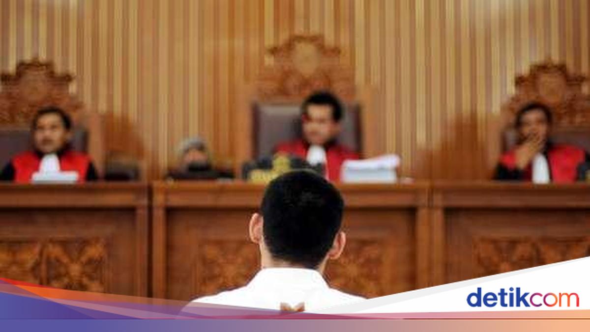 Hendarto, Defendant in LPEI Corruption Case, Demanded 8 Years in Prison