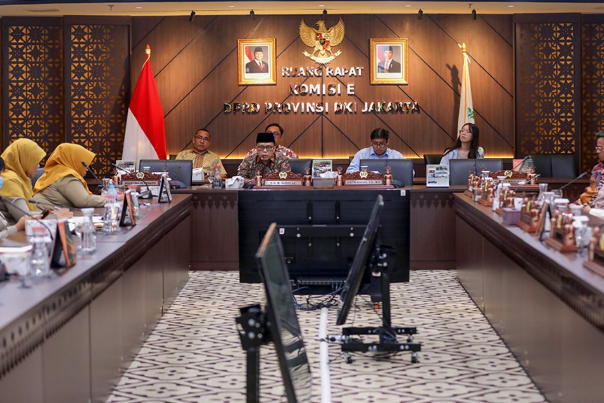 DKI DPRD Ensures Oversight of PNS Teacher TKD Alignment Process
