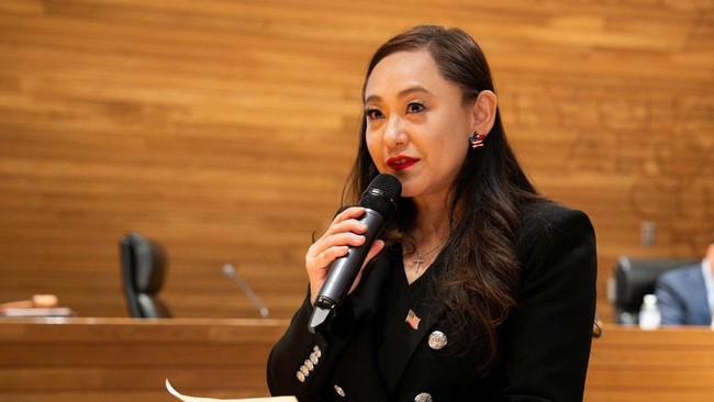 US Mayor Admits to Being a Secret Chinese Agent, This Is Her Fate
