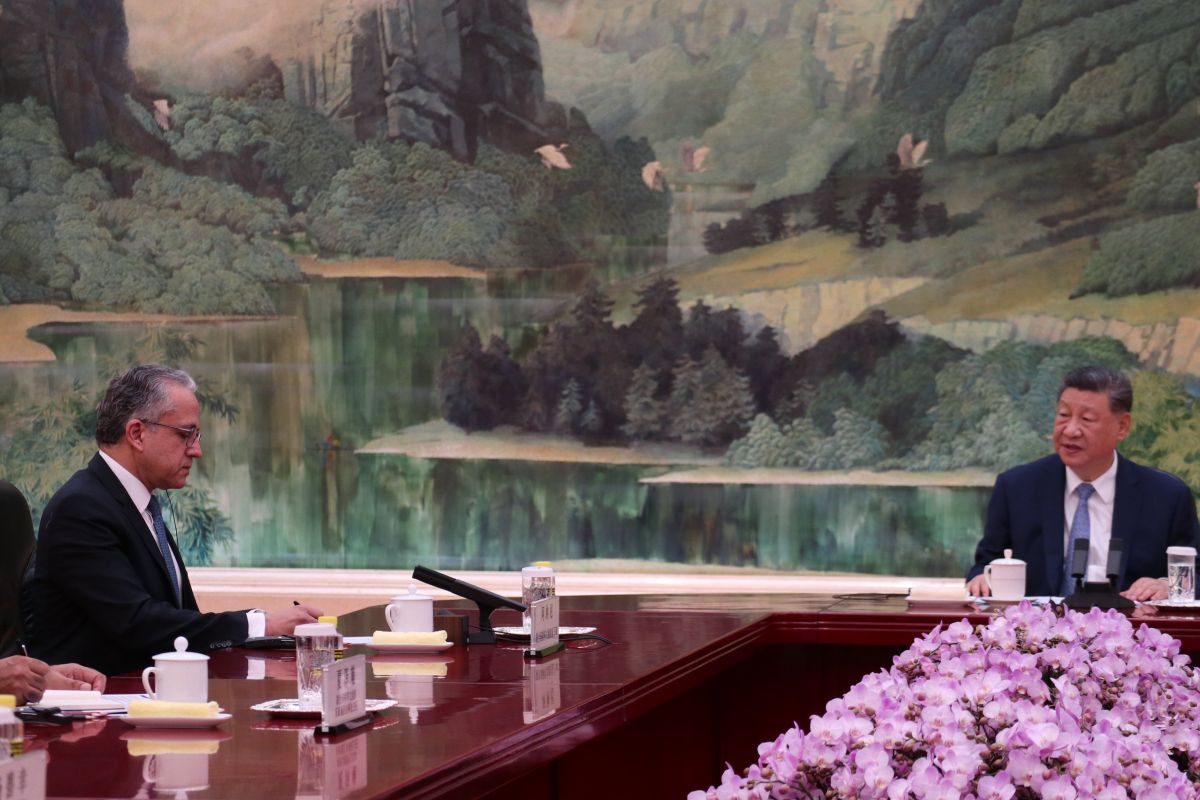 President Xi expresses support for the UN during meeting with UNESCO Director-General
