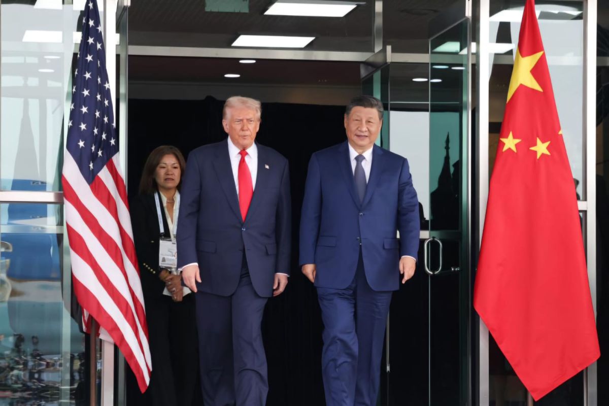Trump Begins Visit to China with Iran and Taiwan Issues in Spotlight