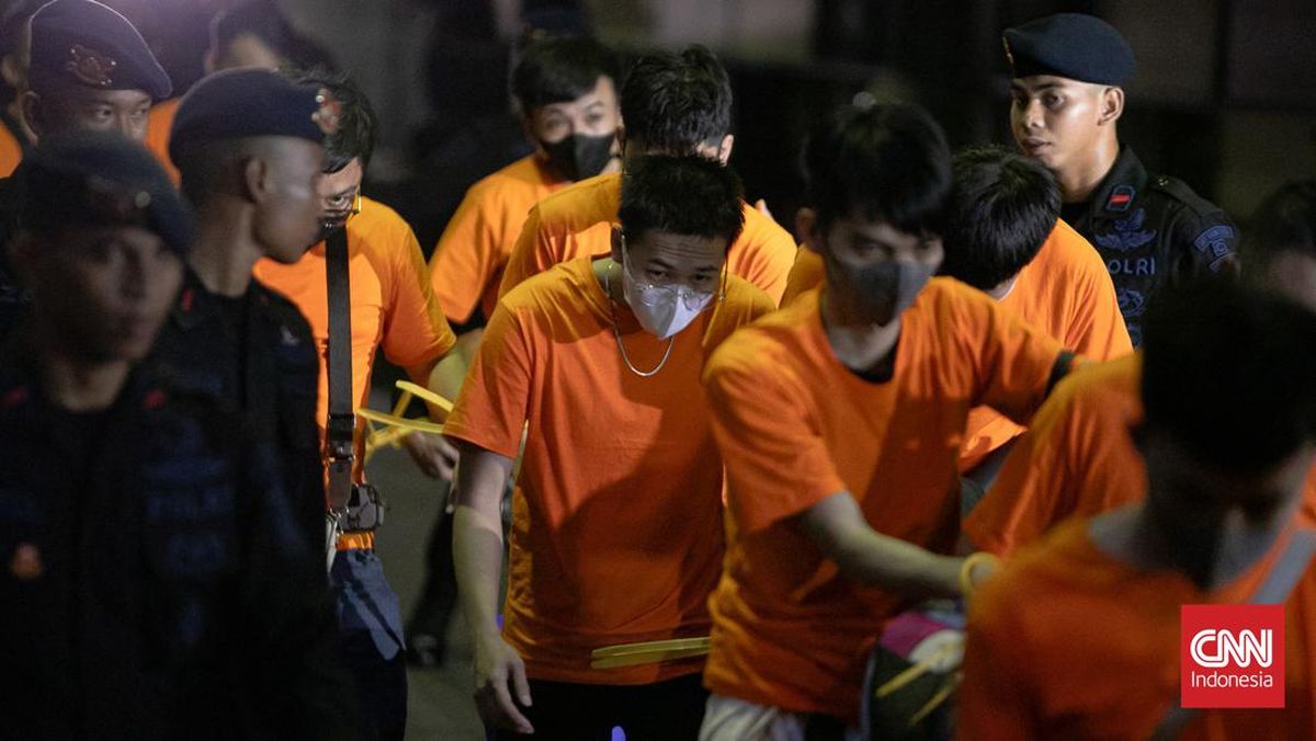 Identified: 15 Sponsors Behind 320 Foreign Nationals in Hayam Wuruk Online Gambling