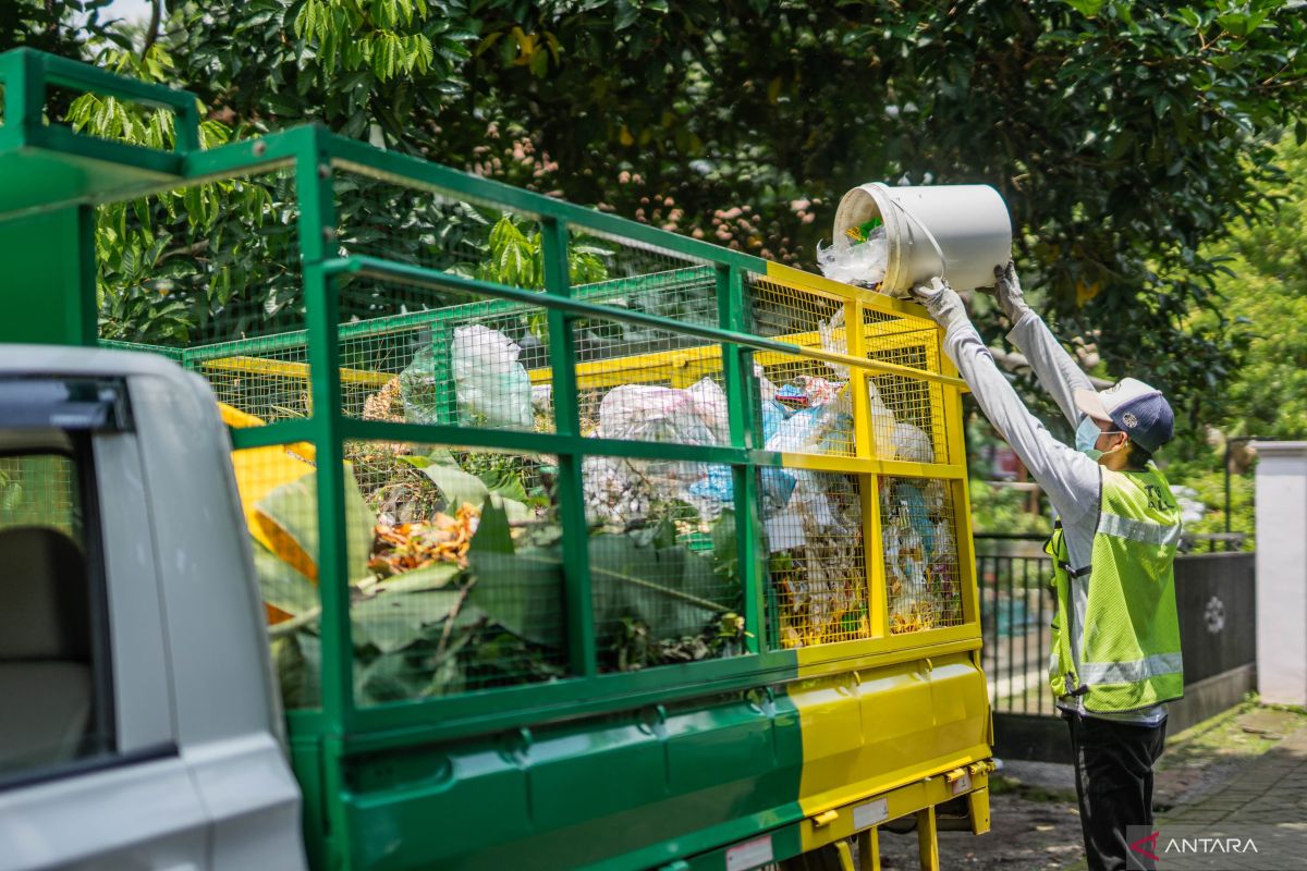Circular Waste Management in Banyuwangi Serves 73 Villages