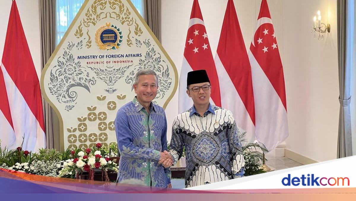 Singapore's Foreign Minister References Strait of Hormuz and Malacca Strait During Visit to Indonesia, What Did He Say?
