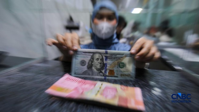 Rupiah Continues to Weaken Against US Dollar, Business Owners Warn of Potential Layoffs