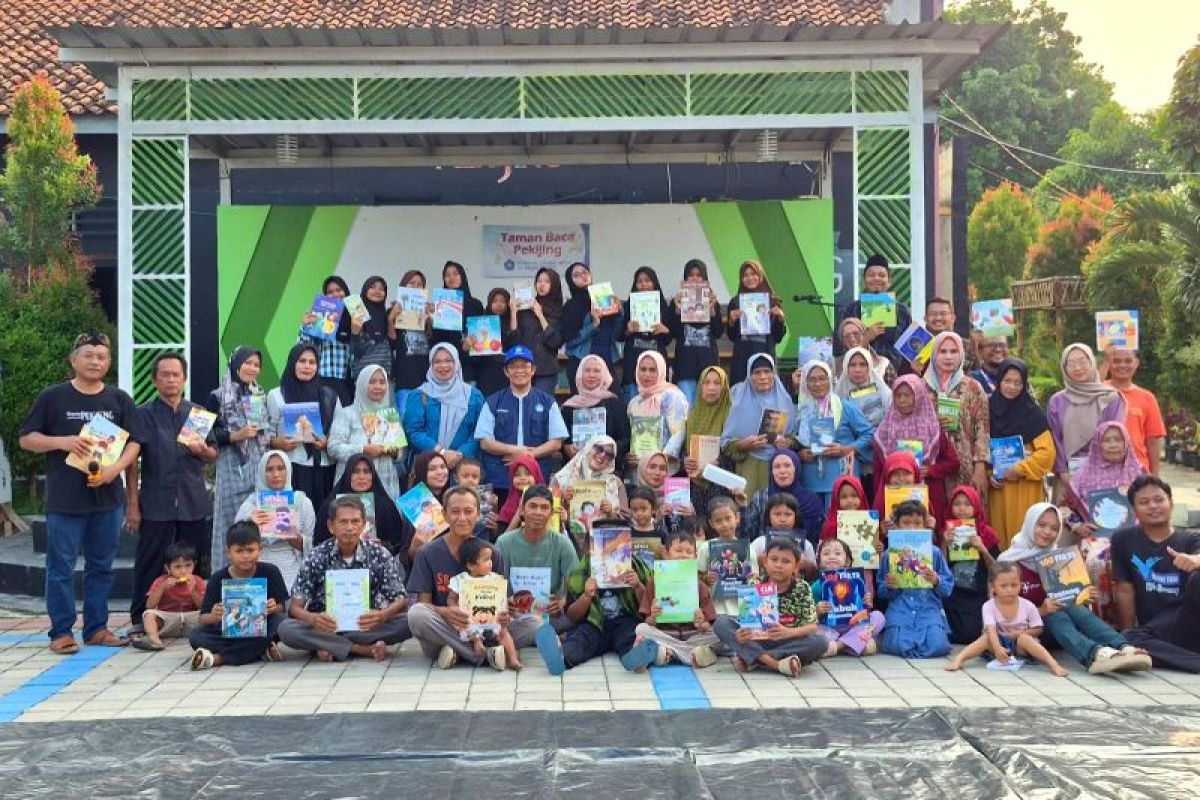 Ministry of Basic and Secondary Education Appreciates Pekijing Literacy Village in Serang City