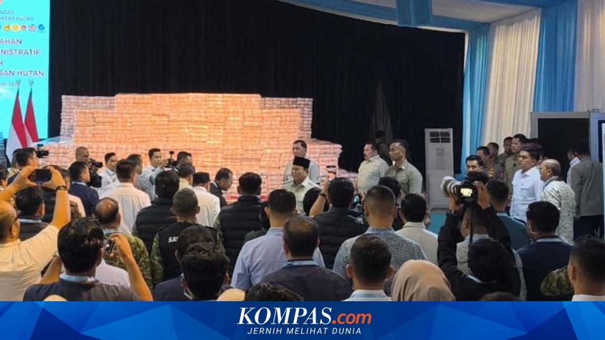Prabowo Attends Handover of Forest Area Enforcement Task Force Fine Proceeds Worth Rp 10 Trillion