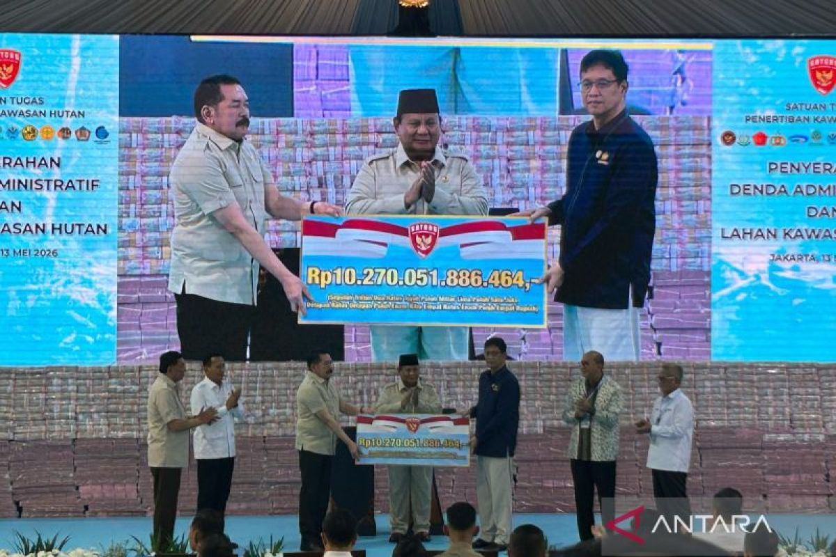 Prabowo witnesses handover of state fund recovery worth Rp10 trillion