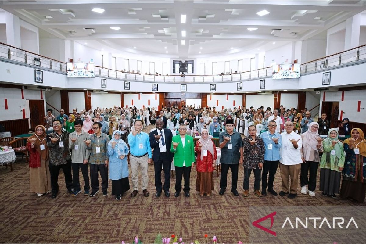 Expert: Development of the Poultry Industry is Crucial for Food Security
