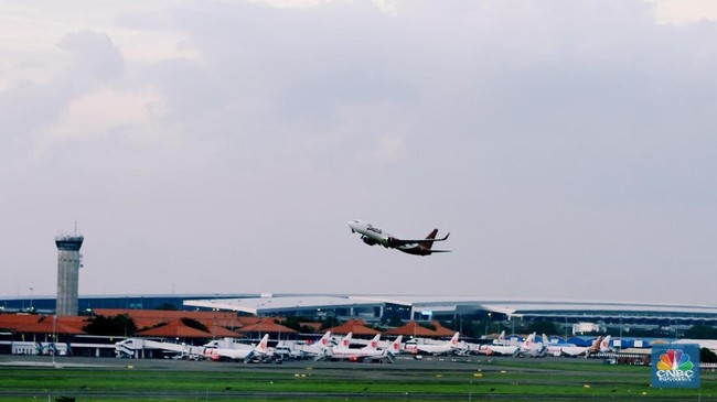 Is it True that Old Aircraft are Unsafe and Prone to Accidents? Here's the Explanation